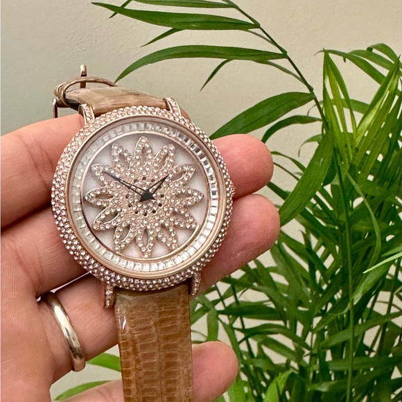 Rose Gold Iced Out Crystal Spinning Dial Wristwatch for Women. - Picture 3 of 5